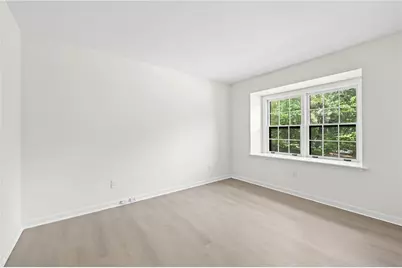 70 Chaumont Square NW, Atlanta, GA 30327 - Photo 30