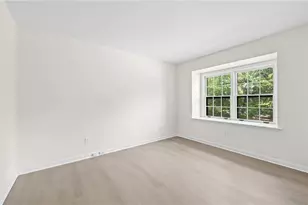 70 Chaumont Square NW, Atlanta, GA 30327 - Photo 30
