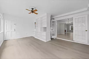 70 Chaumont Square NW, Atlanta, GA 30327 - Photo 20