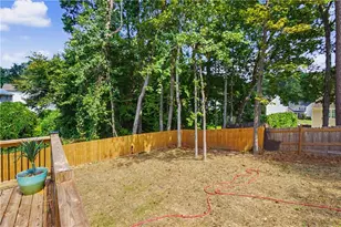 209 Tennis Ct Ln NW, Kennesaw, GA 30144 - Photo 22