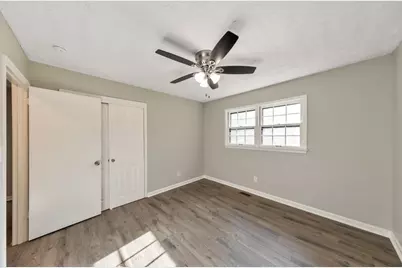 2501 Sandy Court, Marietta, GA 30066 - Photo 18
