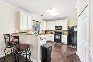 5067 Huntcrest Dr SW, Mableton, GA 30126 - Photo 4