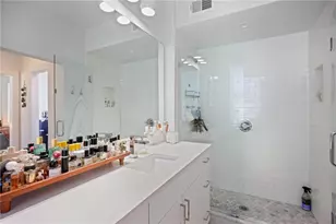 88 Peachtree Memorial Dr NW, Atlanta, GA 30309 - Photo 16