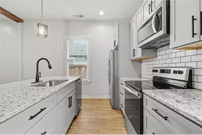 31 Mildred Place NW, Atlanta, GA 30318 - Photo 4