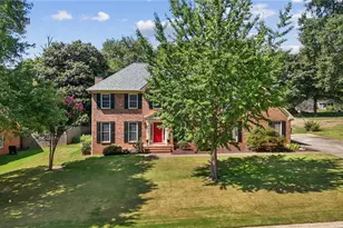 5063 Bridgeport Ln, Peachtree Corners, GA 30092 - Photo 2