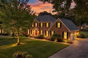 5063 Bridgeport Ln, Peachtree Corners, GA 30092 - Photo 4