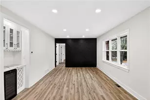 2563 Lancaster Dr, Atlanta, GA 30344 - Photo 10
