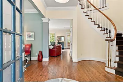 510 Wembley Circle, Sandy Springs, GA 30328 - Photo 4