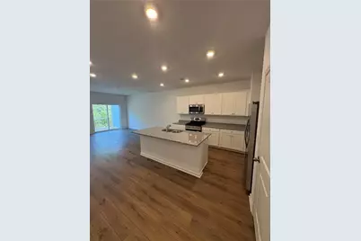 2564 States Avenue, Doraville, GA 30360 - Photo 2