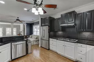 2727 Bearcreek Pl, Buford, GA 30519 - Photo 18