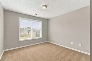 703 Country Grove Ln, Auburn, GA 30011 - Photo 46