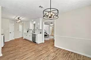703 Country Grove Ln, Auburn, GA 30011 - Photo 22