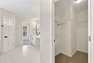 703 Country Grove Ln, Auburn, GA 30011 - Photo 32