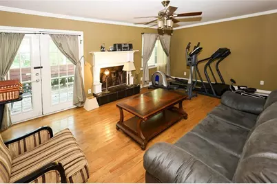 7135 Williamsburg Drive, Riverdale, GA 30274 - Photo 10