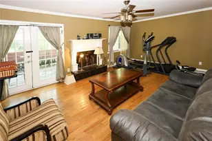 7135 Williamsburg Dr, Riverdale, GA 30274 - Photo 10
