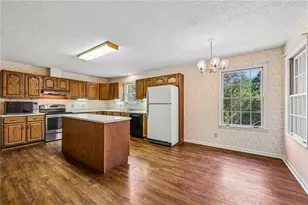 8791 Pleasant Hill Rd, Conyers, GA 30058 - Photo 18