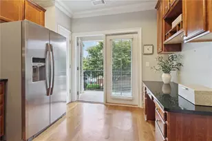 6434 Chariot St, Sandy Springs, GA 30328 - Photo 10