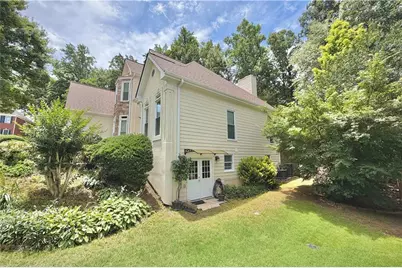 1820 Eagle Summit Court, Lawrenceville, GA 30043 - Photo 4