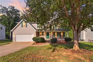 40 Cliff View Dr, Covington, GA 30016 - Photo 2