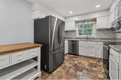 1104 Moorestown, Decatur, GA 30033 - Photo 4