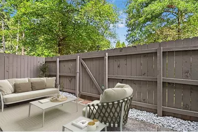 1104 Moorestown, Decatur, GA 30033 - Photo 6