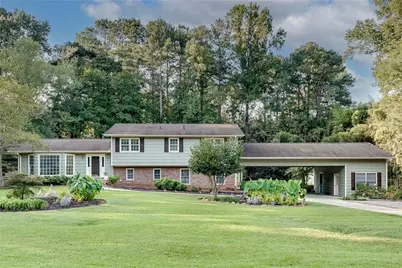 1660 Northwoods Drive, Marietta, GA 30066 - Photo 2