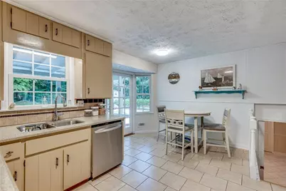 1660 Northwoods Drive, Marietta, GA 30066 - Photo 8