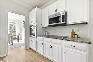 2317 Kingsford Ct, Lawrenceville, GA 30043 - Photo 16