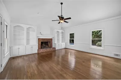 4400 Sirrocco Lane SW, Lilburn, GA 30047 - Photo 14