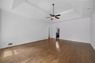 4400 Sirrocco Ln SW, Lilburn, GA 30047 - Photo 20