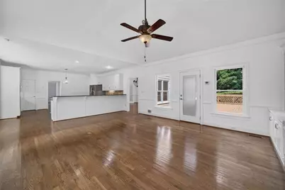 4400 Sirrocco Lane SW, Lilburn, GA 30047 - Photo 8