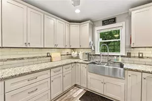 2156 Windsor Dr, Lithia Springs, GA 30122 - Photo 10