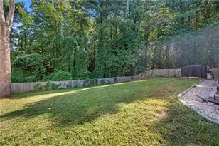 2208 Dresden Green NW, Kennesaw, GA 30144 - Photo 32