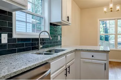 1040 Hubbard Street SW, Atlanta, GA 30310 - Photo 16