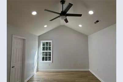 1040 Hubbard Street SW, Atlanta, GA 30310 - Photo 24