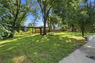 978 Hilltop Ct, Lawrenceville, GA 30045 - Photo 26
