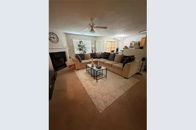 667 Lakes Circle, Lithonia, GA 30058 - Photo 8