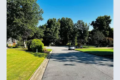 120 Glenclairn Court, Roswell, GA 30076 - Photo 28