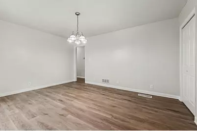 5041 W Mountain Street, Stone Mountain, GA 30083 - Photo 8