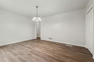 5041 W Mountain St, Stone Mountain, GA 30083 - Photo 8