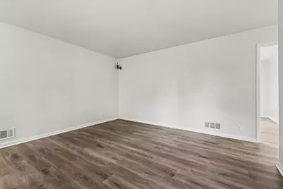 5041 W Mountain Street, Stone Mountain, GA 30083 - Photo 6