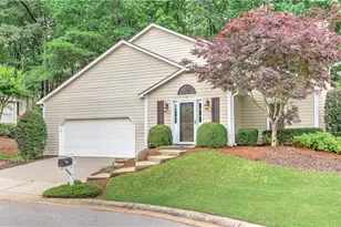 73 Jessica Pl, Marietta, GA 30062 - Photo 2