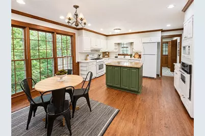 1052 Evelyn Lane, Lilburn, GA 30047 - Photo 8