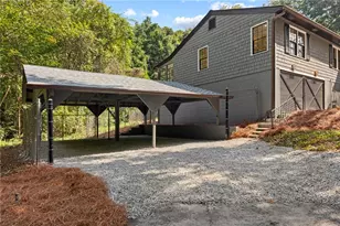 1052 Country Ln NE, Atlanta, GA 30324 - Photo 18