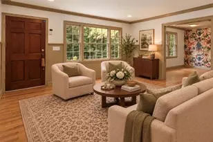 1052 Country Ln NE, Atlanta, GA 30324 - Photo 2