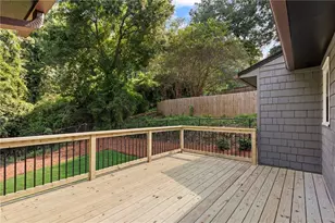 1052 Country Ln NE, Atlanta, GA 30324 - Photo 22
