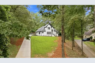 141 Amicalola Way, Jonesboro, GA 30236 - Photo 6