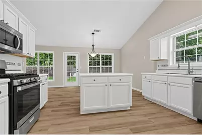 2720 Matlin Way, Buford, GA 30519 - Photo 10