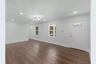 984 Morrow Road, Morrow, GA 30260 - Photo 2