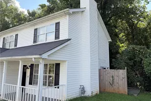 3539 Sweetgum Ln, Decatur, GA 30032 - Photo 2